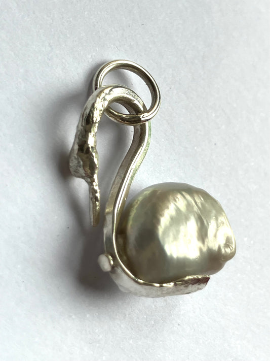 Silver & Pearl Swan Pendant