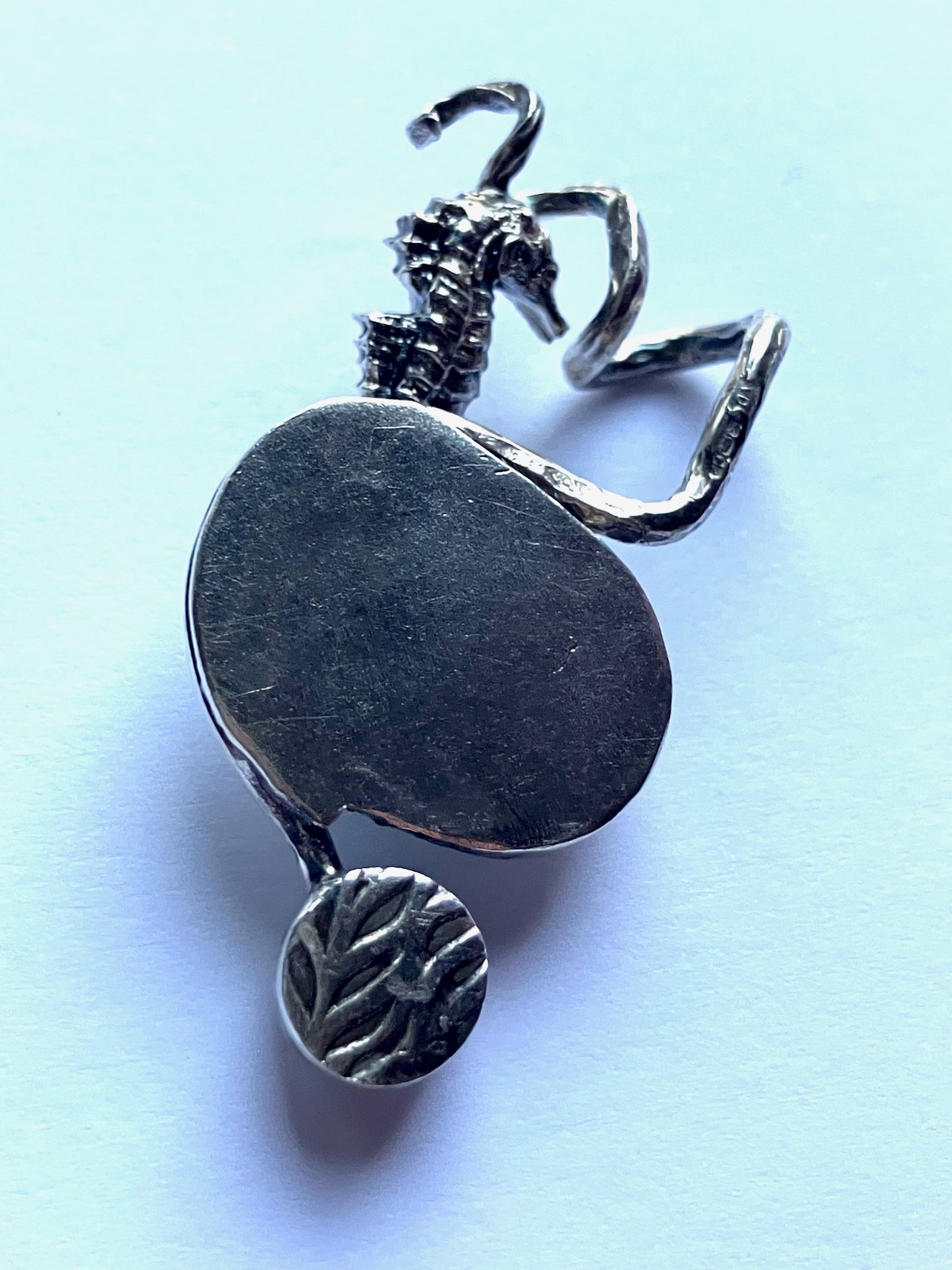 Seahorse Twist Pendant with Dendritic Agate