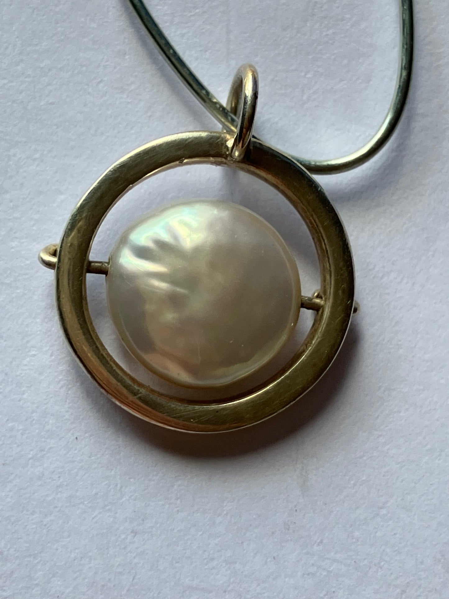 Pearl Silver Spinning Pendant
