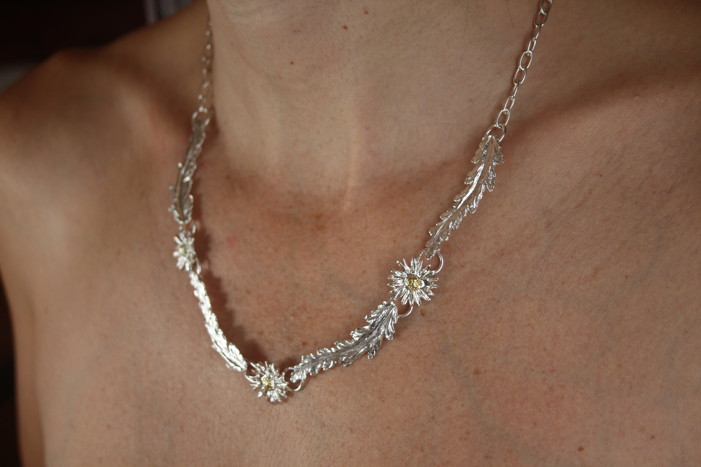 Daisy and leaf necklace
