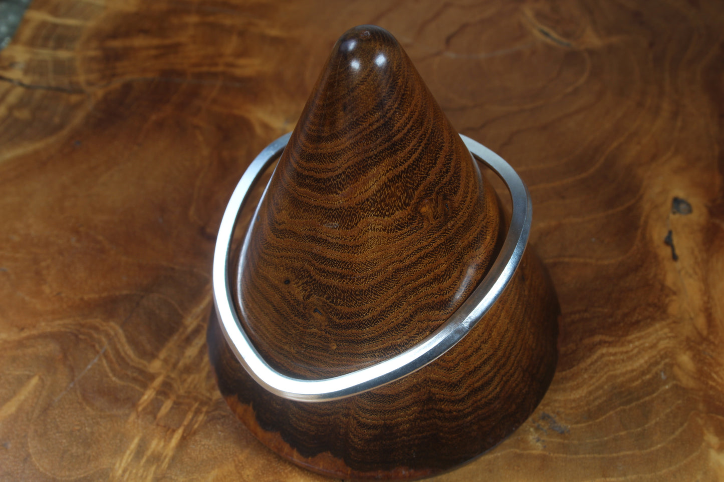 Silver rounded 3 side bangle