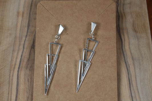 Descending triangle Earrings
