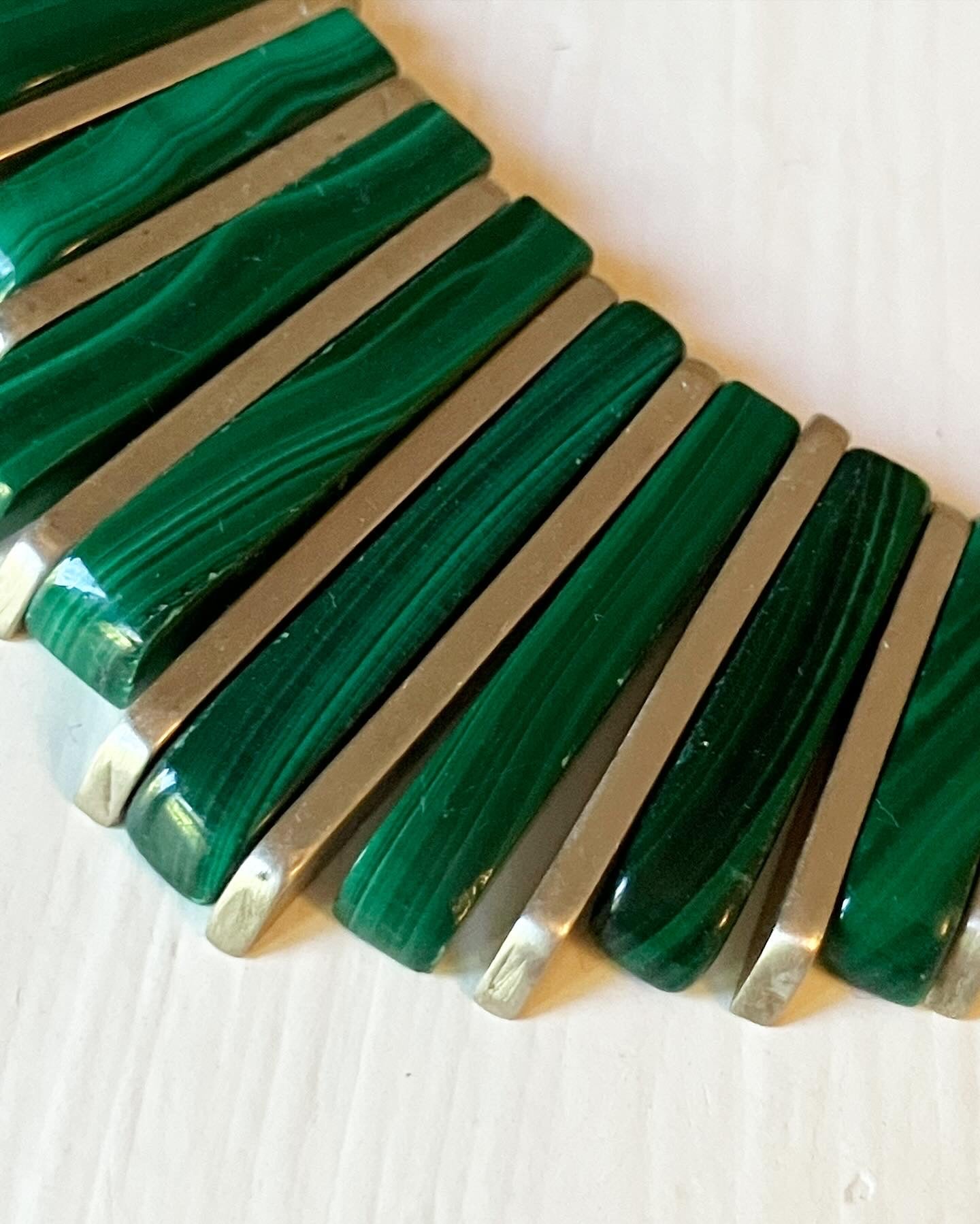Green Bead & Silver Cleopatra Deco Necklace