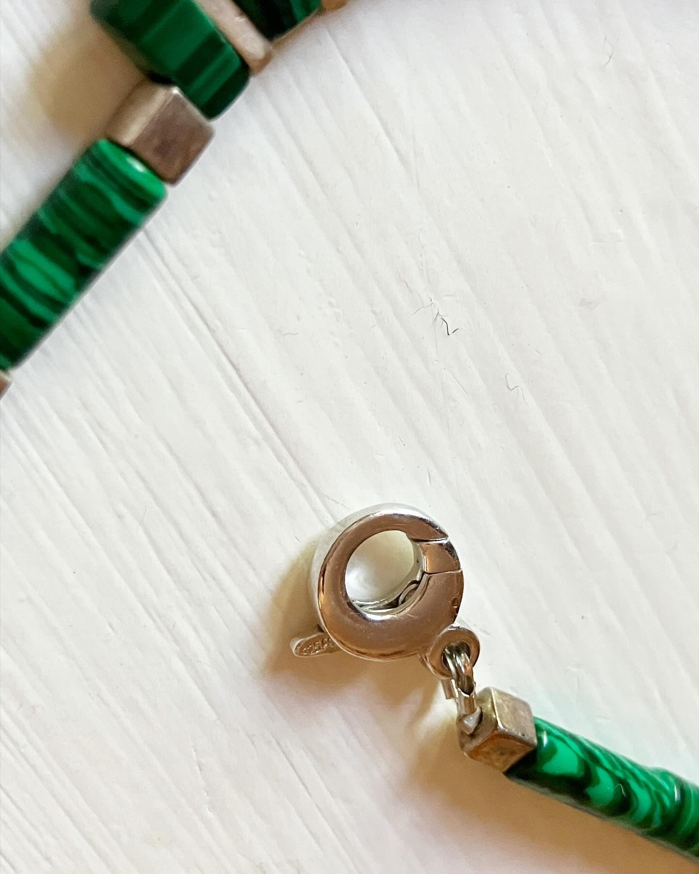 Green Bead & Silver Cleopatra Deco Necklace