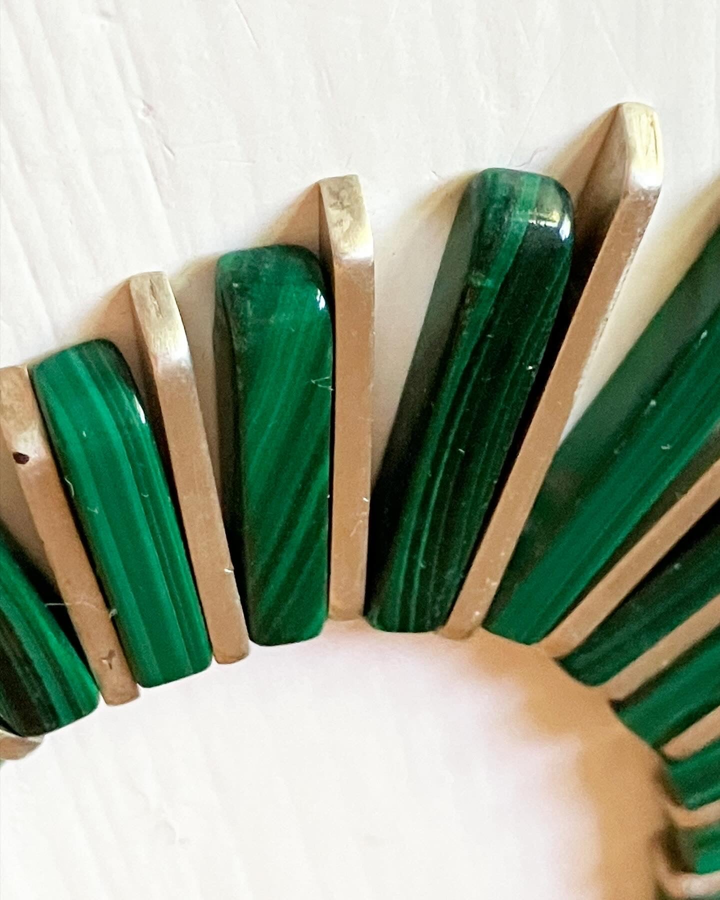 Green Bead & Silver Cleopatra Deco Necklace