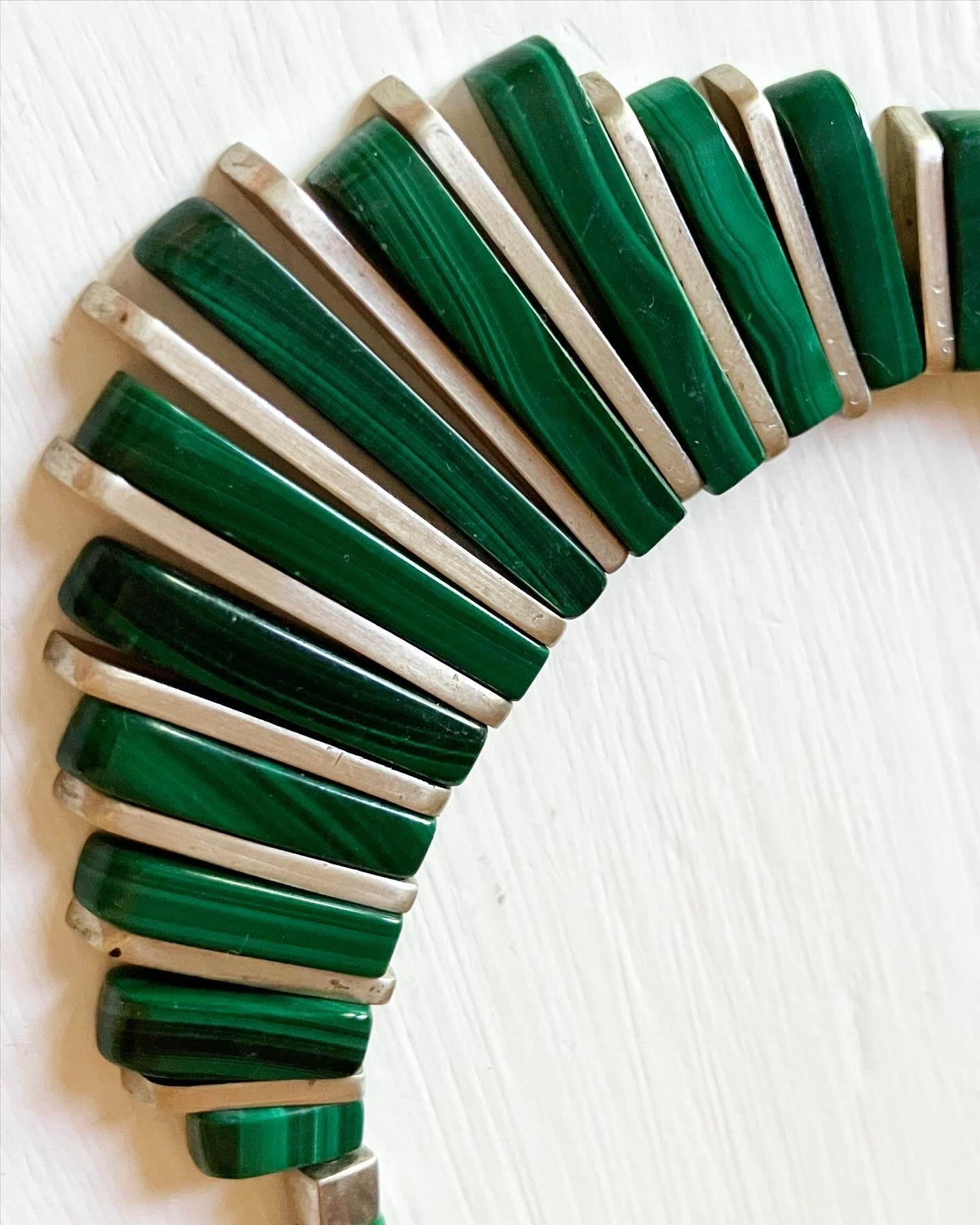 Green Bead & Silver Cleopatra Deco Necklace