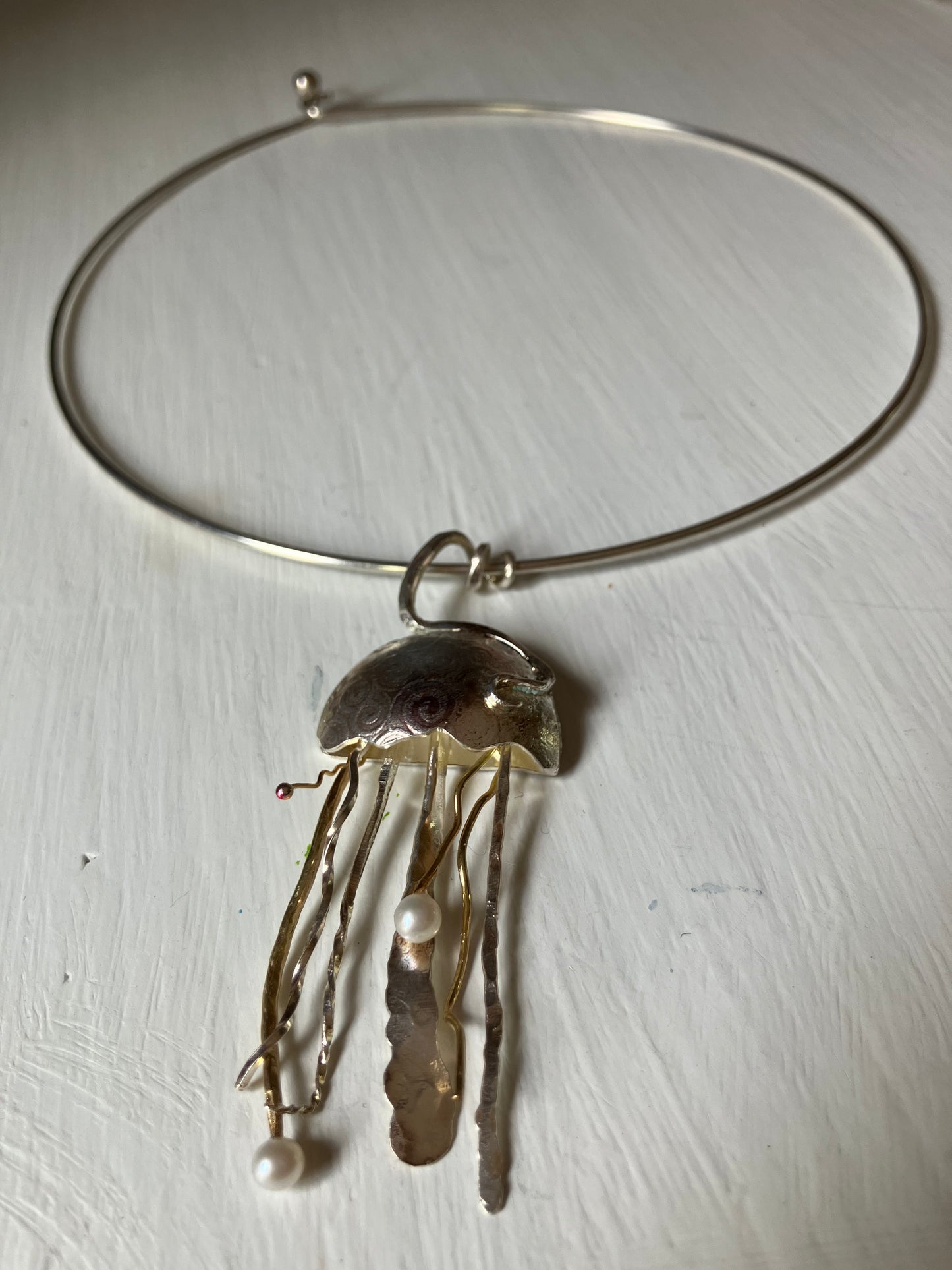 Jellyfish on Collar