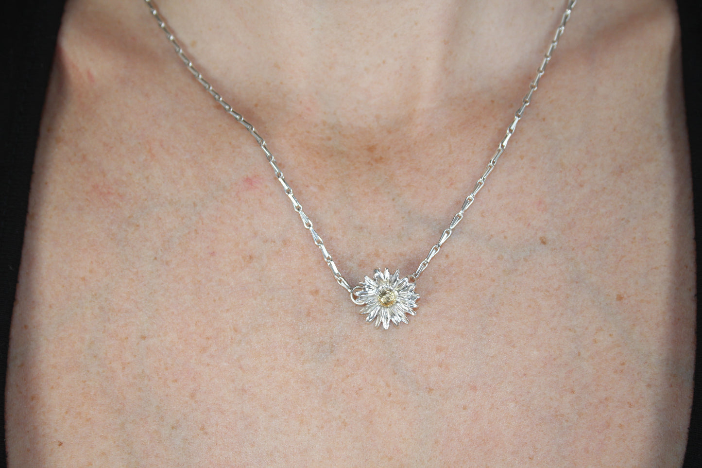 Single Daisy Pendant