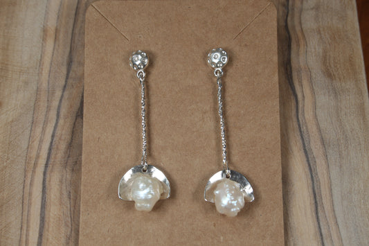 Rough pearl dangle Earrings